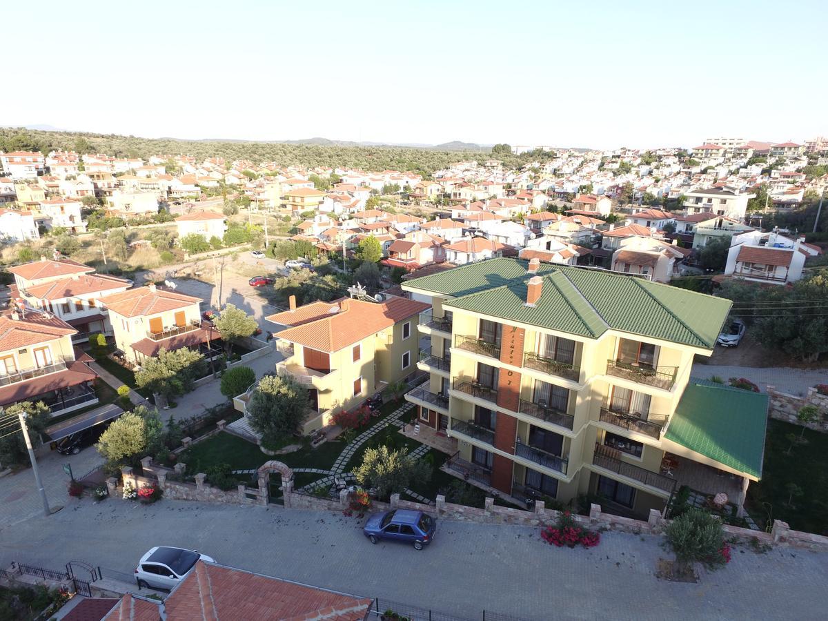 Niluefer Butik Otel (Adults Only) Ayvalı المظهر الخارجي الصورة