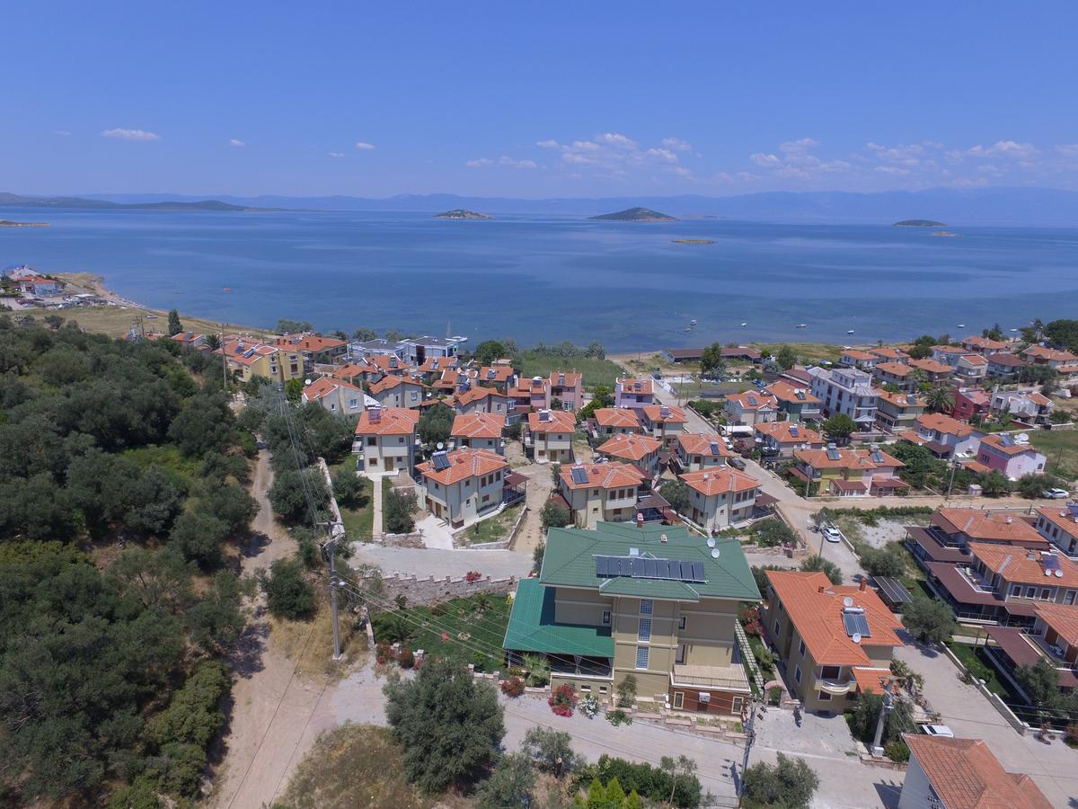 Niluefer Butik Otel (Adults Only) Ayvalı المظهر الخارجي الصورة
