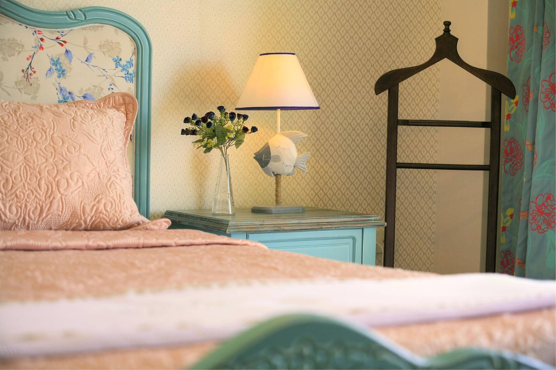 Niluefer Butik Otel (Adults Only) Ayvalı المظهر الخارجي الصورة
